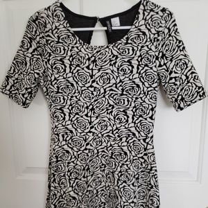H & M Black and white floral dress